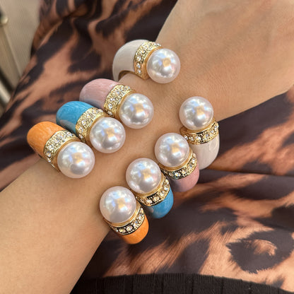 Dopamine Pearl Bracelet 