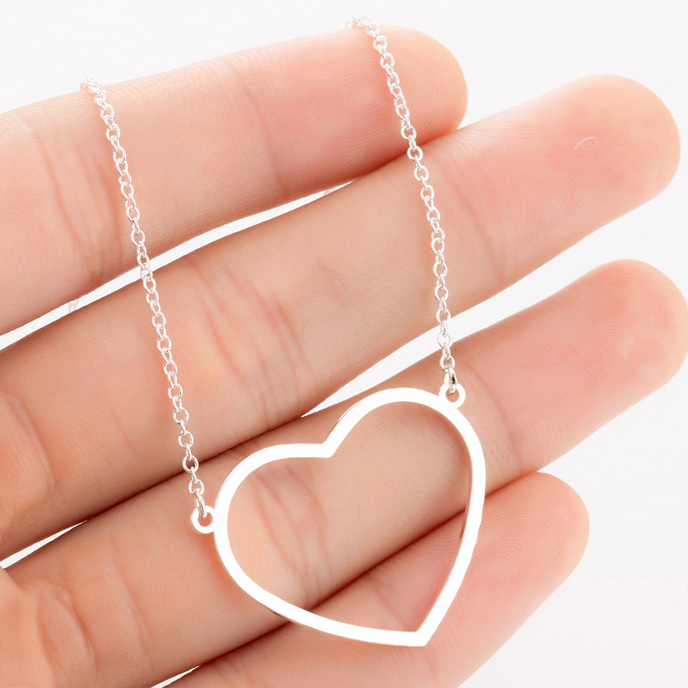 Simple Elegant Peach Heart Women's Clavicle Chain Necklace0 Simple Elegant Peach Heart Women's Necklace