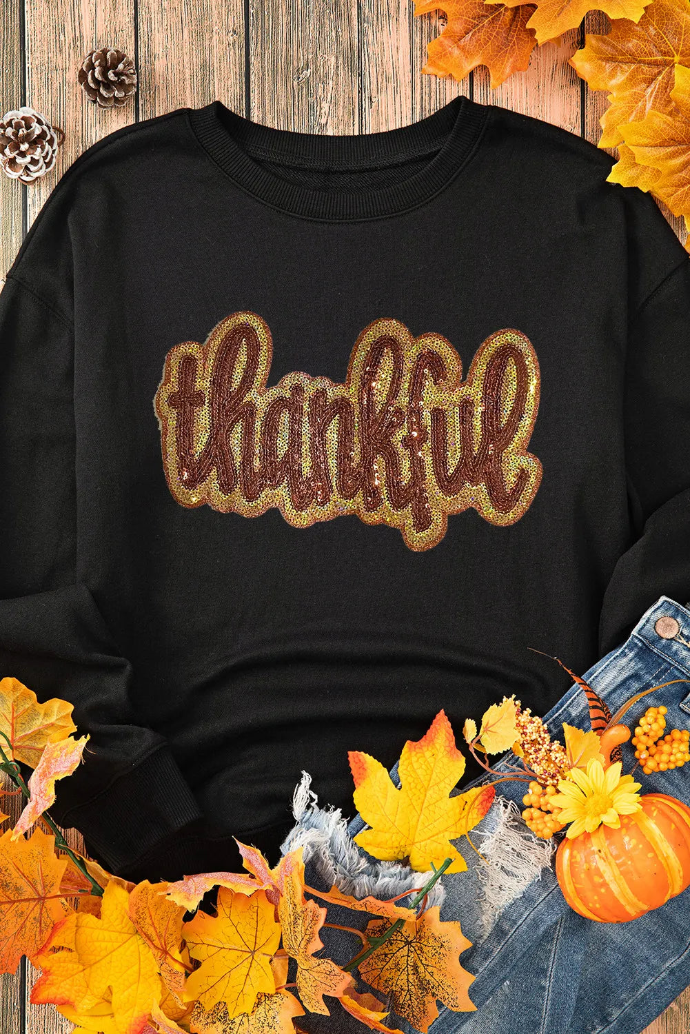 THANKFUL Round Neck Long Sleeve Sweatshirt THANKFUL Round Neck Long Sleeve Sweatshirt