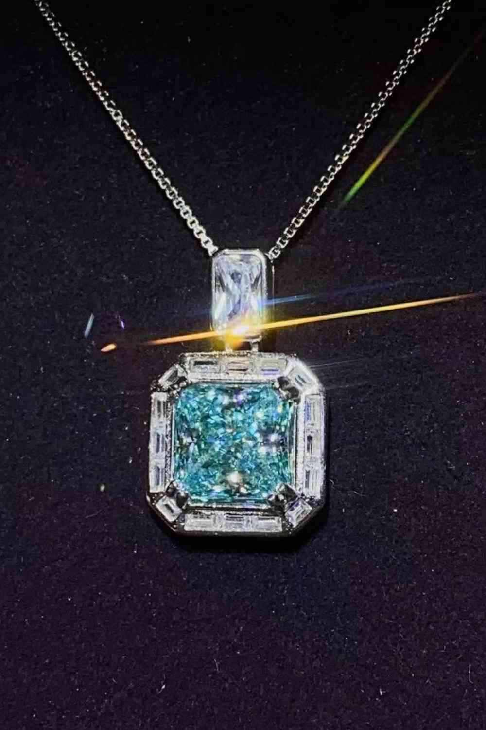 2 Carat Moissanite Square Pendant Necklace 2 Carat Moissanite Square Pendant Necklace