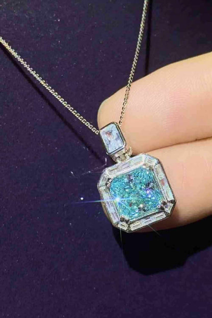 2 Carat Moissanite Square Pendant Necklace 2 Carat Moissanite Square Pendant Necklace