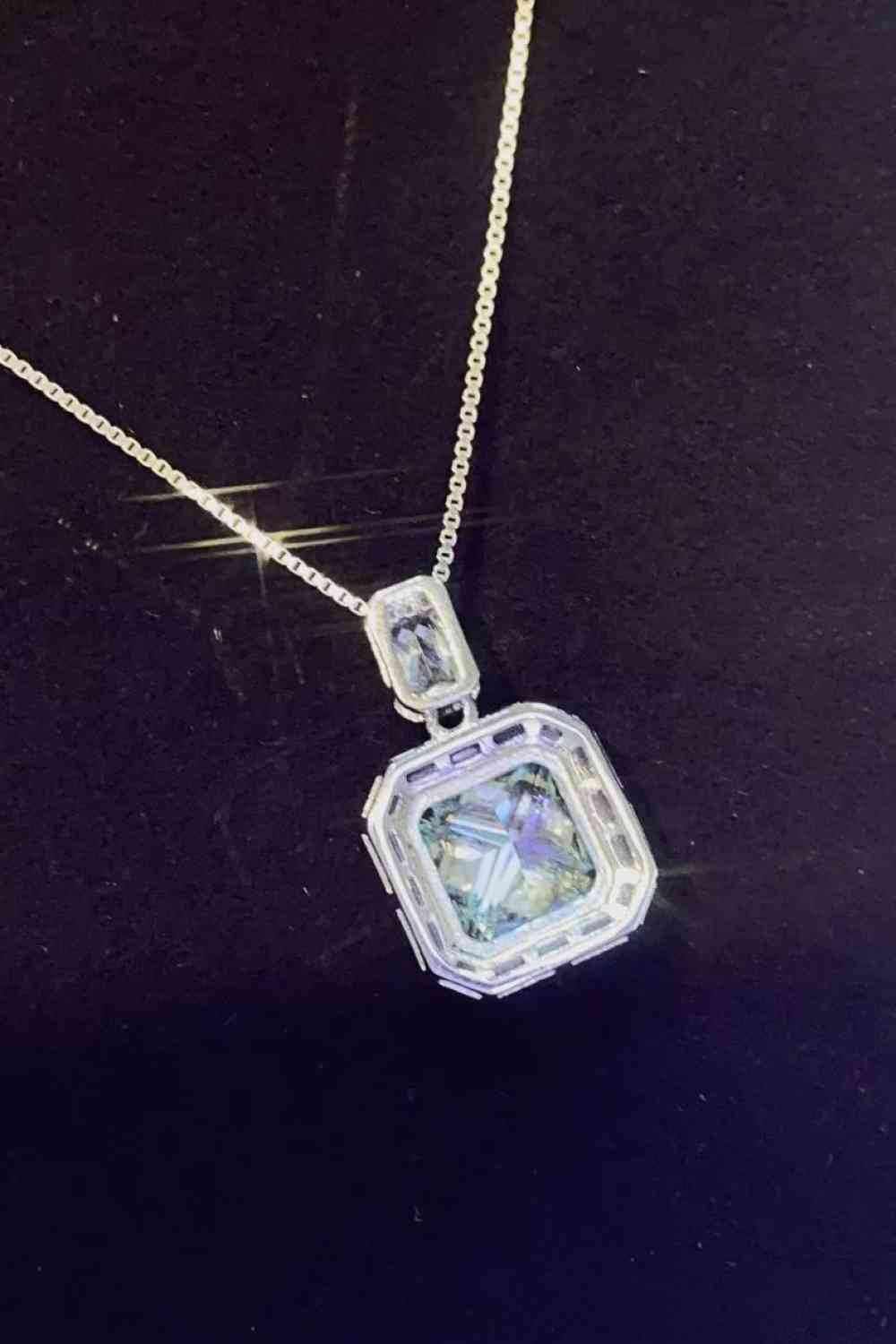 2 Carat Moissanite Square Pendant Necklace 2 Carat Moissanite Square Pendant Necklace